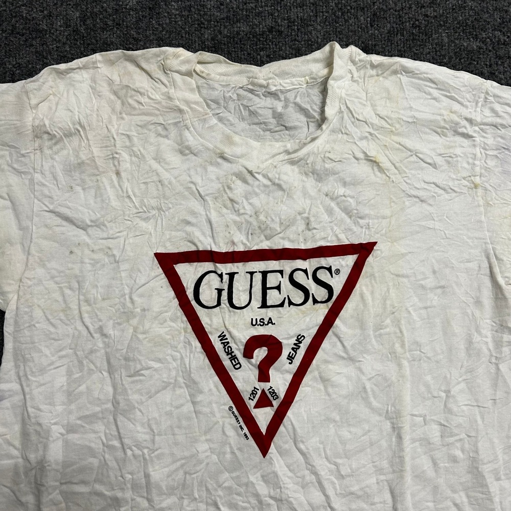 Guess T-Shirt Mens Size L White Vintage Triangle Logo Fest Graphic Distressed - Picture 1 of 7